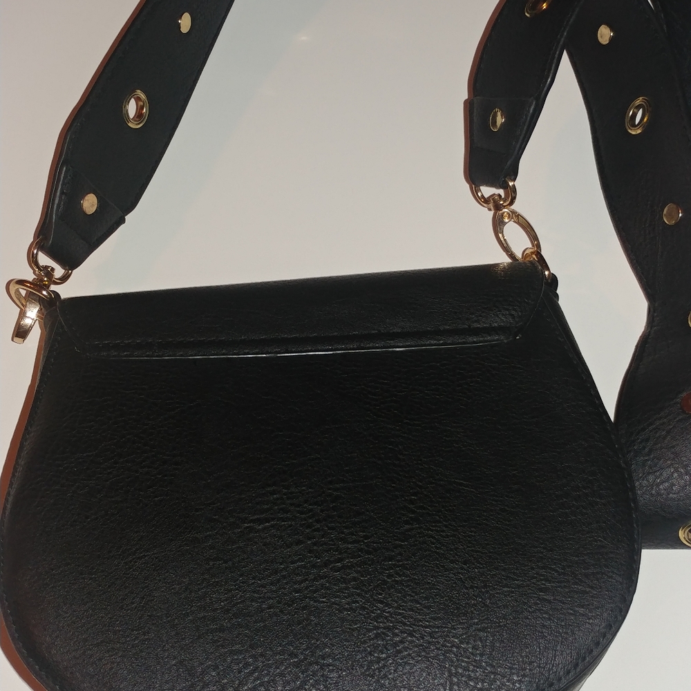Like NEW*Purse - Picture 3 of 3